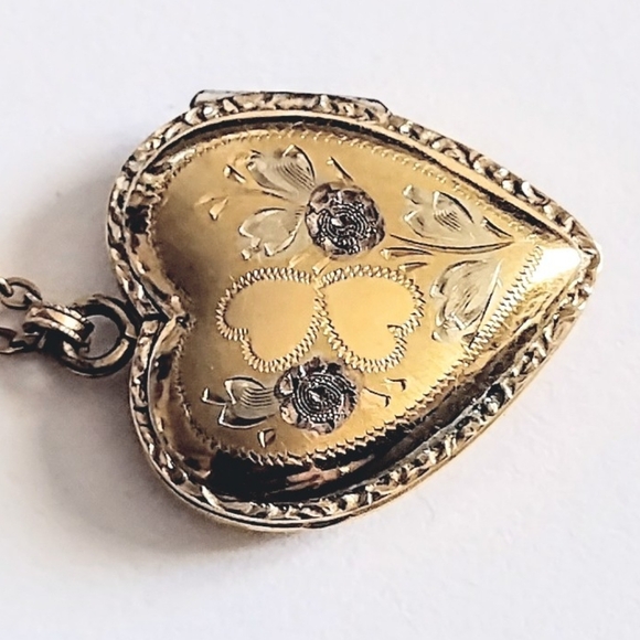 💲 SOLD 💲 - Picture 3 of 9